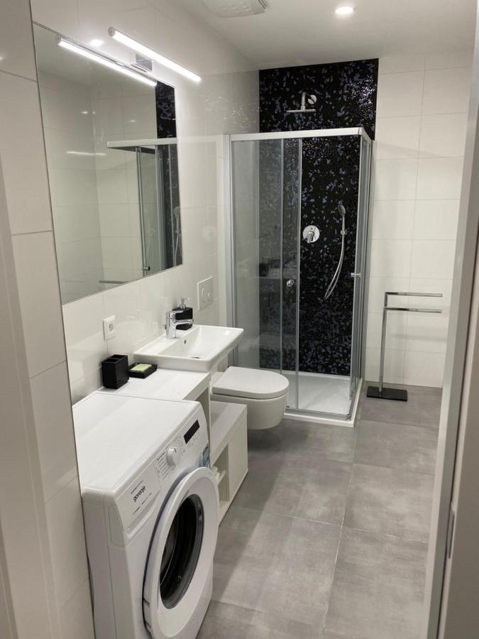 Angelo Roma Apartment Prague Luaran gambar
